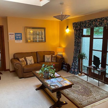 Clarke Cottage Guest House Dunfermline Ngoại thất bức ảnh