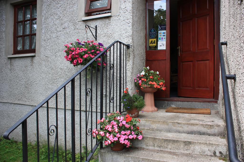 Clarke Cottage Guest House Dunfermline Ngoại thất bức ảnh