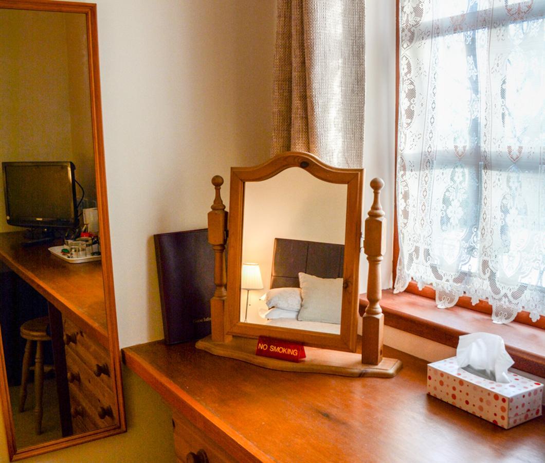 Clarke Cottage Guest House Dunfermline Ngoại thất bức ảnh